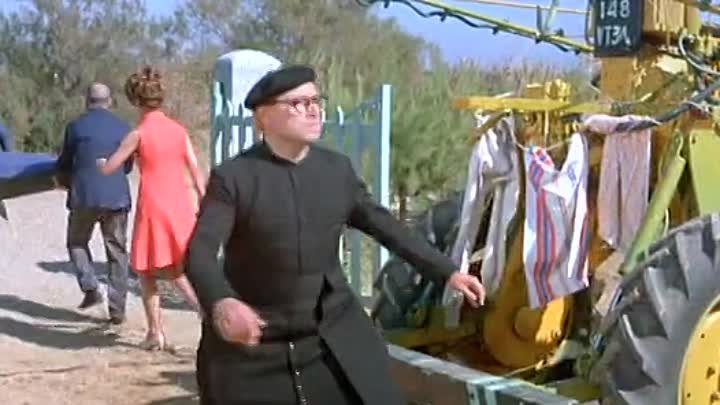 Le Petit Baigneur Scène De L église film Le Petit Baigneur -WwW.FilmStreamin.Com
