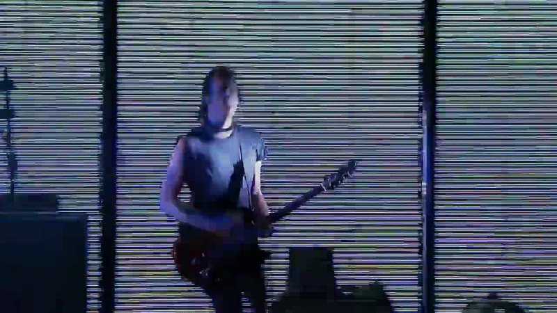 Nine Inch Nails The Hand That Feeds ( VEVO Presents)