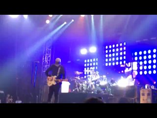 Blink 182 live the end of a concert Prague  European tour