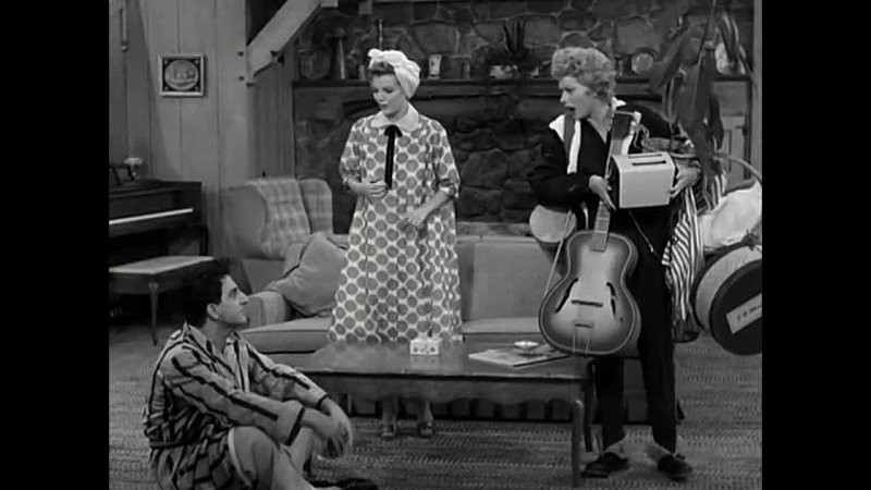 The Lucy Desi Comedy Hour: Lucy Makes Room For Danny ( Season 8, Episode 2,