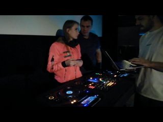 Live: DJ Keetzooh & Dj Adrian Wild