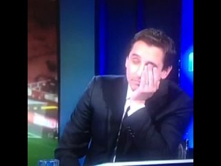 Реакция Гари Невилла на слова Джейми Каррагера о том, что Ливерпуль выиграет АПЛ