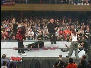 Мик Фоли, Эдж, Лита vs Терри Фанк, Томми Дример и Бьюла МакГилликатти - WWE ONS 2006