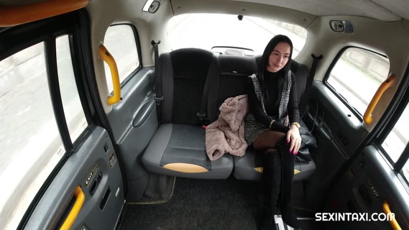 Sexintaxi - E18 - Freya Dee - Girl Fucks In A Taxi Without Restraint