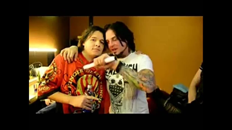 Five Finger Death Punch comments for fans Moscow 8 12