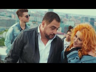Сона и Ара Мартиросян  40 градусов 2018 (720p).mp4