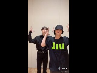 210410 🌟Обновление TikTok ENHYPEN