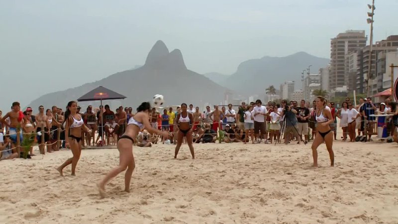 Brazilian beach competition - Red Bull Roda de Bola