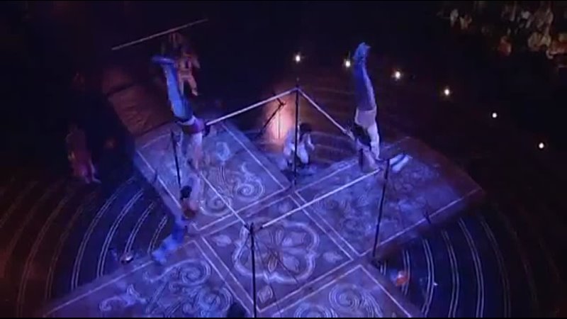 Cirque du Soleil ( Corteo), Tournik