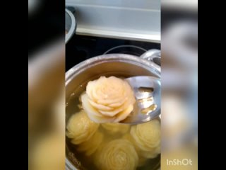 Резные розы из картофеля и пюре из обрезков на кухонном роботе Майкук