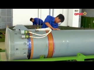 Вьетнамцы обращаются с приобретенными у России противокорабельными ракетами “Яхонт“ :