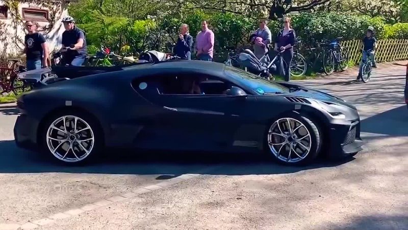 This is Why We Love Bugatti Cars Bugatti Top Speed