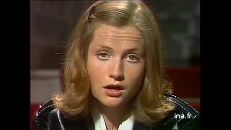 Isabelle Huppert - "18 ans"
