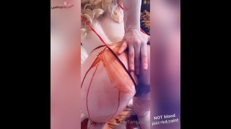 Belle Delphine  fingering asshole fake blood