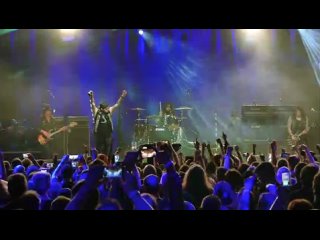 Cum On Feel The Noize (Slade cover) - Quiet Riot (live) ( 480 X 848 ).mp4