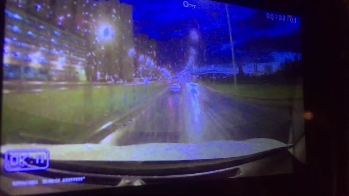 В 22.20 на пересечении пр Кузнецова и улицы Маршала Казакова легковой автомобиль Chevrolet на большой ...