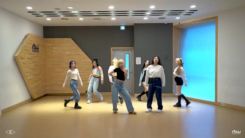 퍼플키스PURPLE KISS Skip Skip Dance Practice v720P