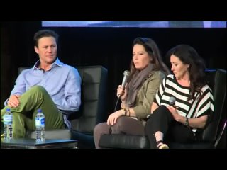 charmed panel ▪ oz comic con, day 2 {}