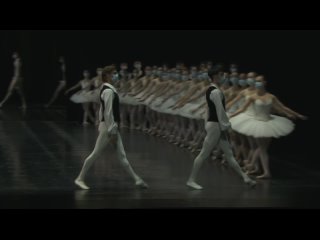 Гала концерт балета Парижской оперы 2020-21 /Défilé du Ballet-Grand pas classique-In the night-The vertiginous thrill of exactit