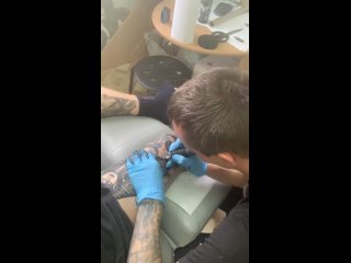 Live: Tattoo Serov