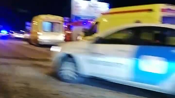 На перекрёстке Лиговского и Воздухоплавательной улицы произошло ДТП с полицейской машиной, Говорят ...
