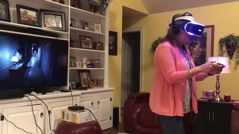 Mom mistakes Play Station VR for