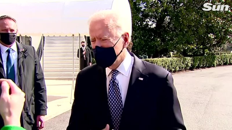 Biden FALLS on stairs of Air Force One THREE 