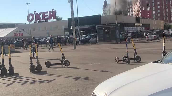 16 июня в 19:00 поступило сообщение о пожаре по адресу: Выборгское шоссе, д. 3. В двухэтажном здани...