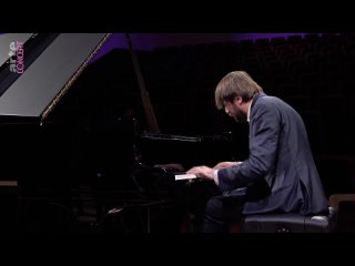 Daniil Trifonov interprète Mozart - Concerto pour piano n°25_Arte_2021_05_02_18_14