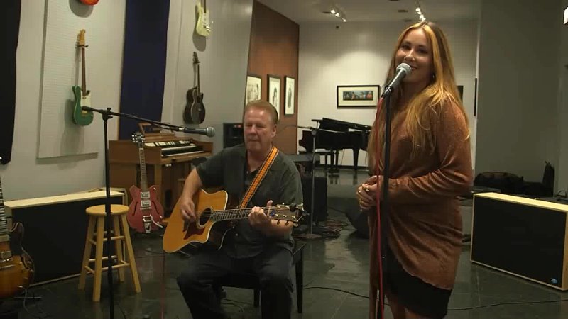 Haley Reinhart and her father Harry Reinhart - Cant Find My Way Home (Blind Faith cover)