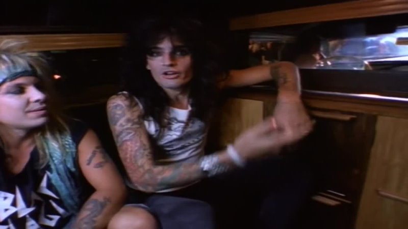 Mötley Crüe Kickstart My Heart ( Official Music Video)