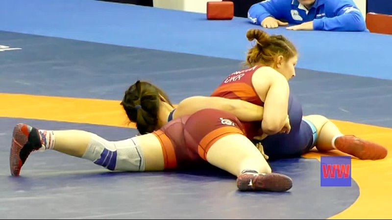 Womens Wrestling - Heavy Fight