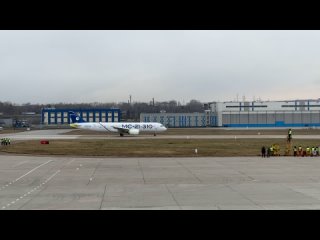 Хотел спросить, а зачем до этого летали на импортных самолетах, а свое производство душили? - Евгений Щербаков