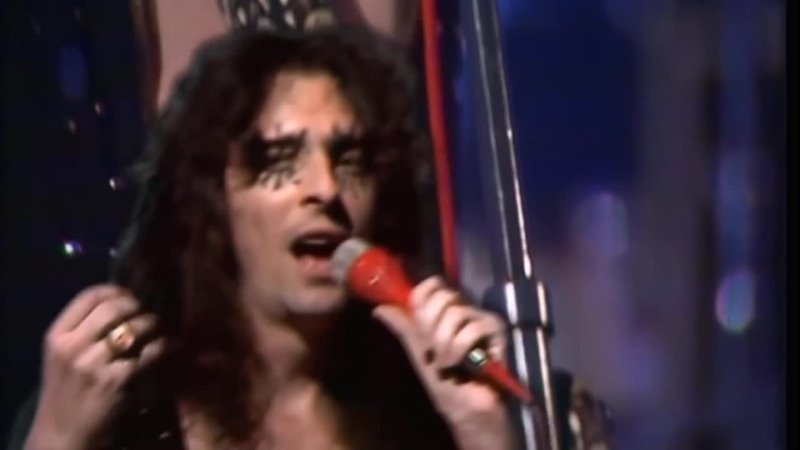 Alice Cooper Under My Wheels ( Official Music video)