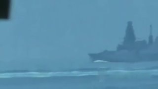 Переговоры российских пограничников с HMS Defender