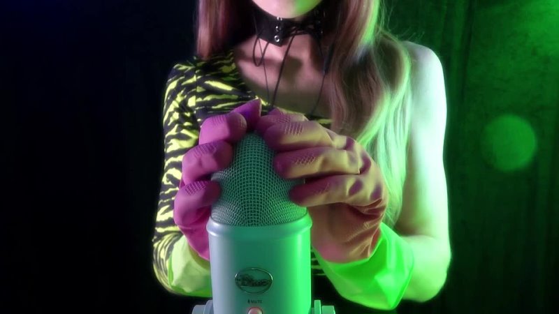 ASMR Rubber Gloves Close