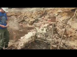 Археолог Владимир Беркович ошибается в датировке построек (Сретенка 13)