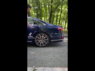 Новая Audi s8