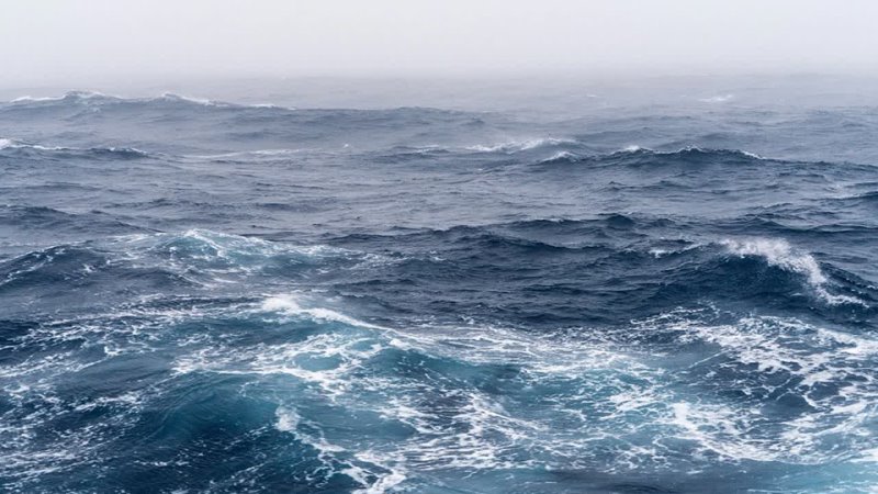 Индийский океан ветер. Пролив Дрейка. Пролив Дрейка фото. Ocean Дрейк. Волны в проливе Дрейка фото.