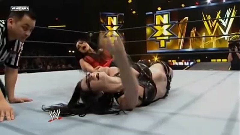 Paige vs Aksana
