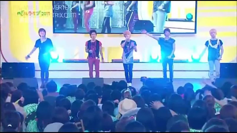 💎 SHINee - Kiss Kiss Kiss  💎 /Japan 2011 /live/