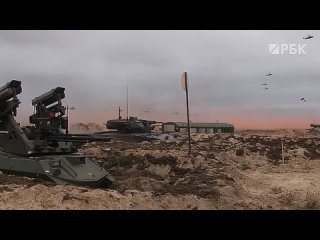 Запад-2021  боевой робот Уран-9 и Нерехта.