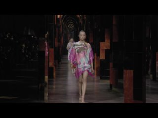 Fendi _ Women’s Ready to Wear Spring/Summer 2022 _ Мода _ Фенди