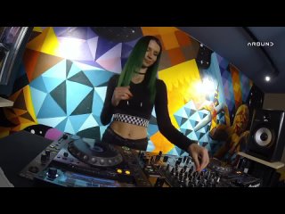 Miss Monique - Live DJ Mix (Radio Intense  )