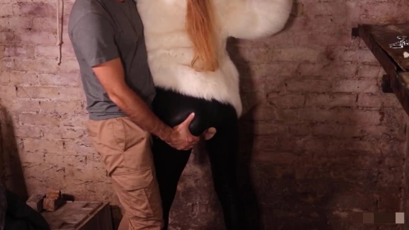 Extreme Rough Fuck with Tied up Redhead in Fur Coat and Leather Leggings