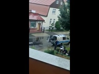 Милиционеры убили Бартека С. газом 6 августа 2021 г. Любин - Policjanci udusili i zagazowali na mier Bartka S.  Lubin