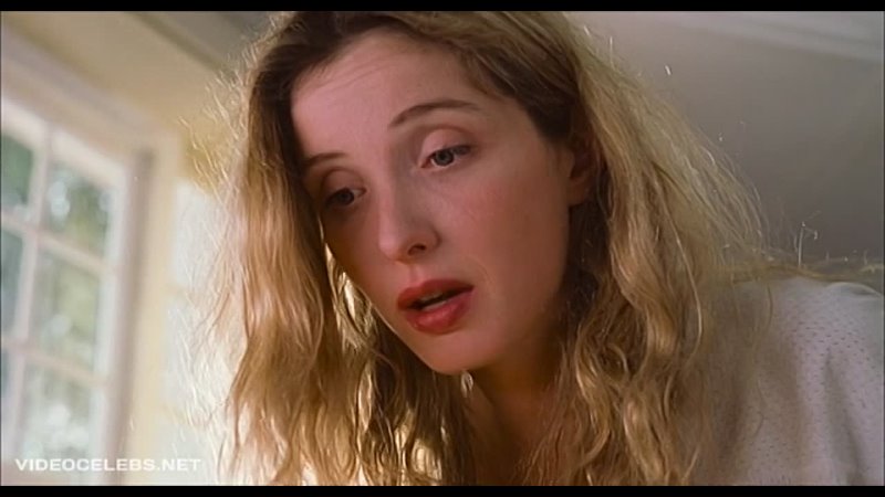 Nude video celebs » Julie Delpy nude - An American Werewolf in Paris 