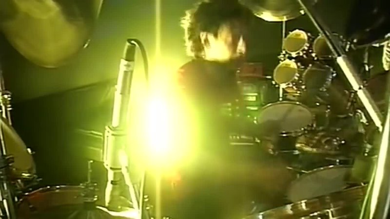 Toto * 1999 - live in Yokohama, broadcast live on Japanese television