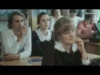 Вспоминая школьные годы... Сборник советских песен о школе