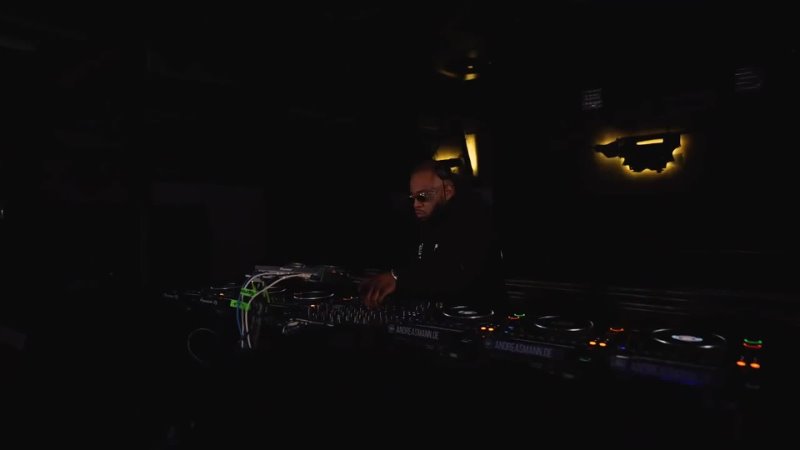 Carnage presents GORDO - Live DJ Mag 6 Deck House Mini-Mix